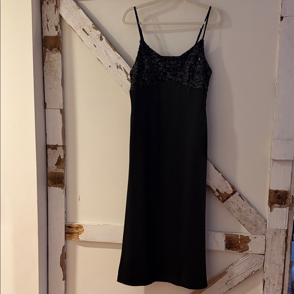 House of Harlow 1960 Black Sequin Midi Dress